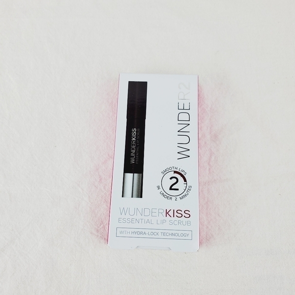 Wunder2 wunder kiss Essential Lip Scrub with hydra-lock technology - Picture 4 of 6